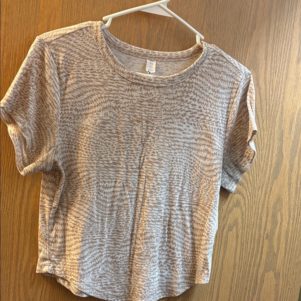 Old Navy Beige Short Sleeve Tee